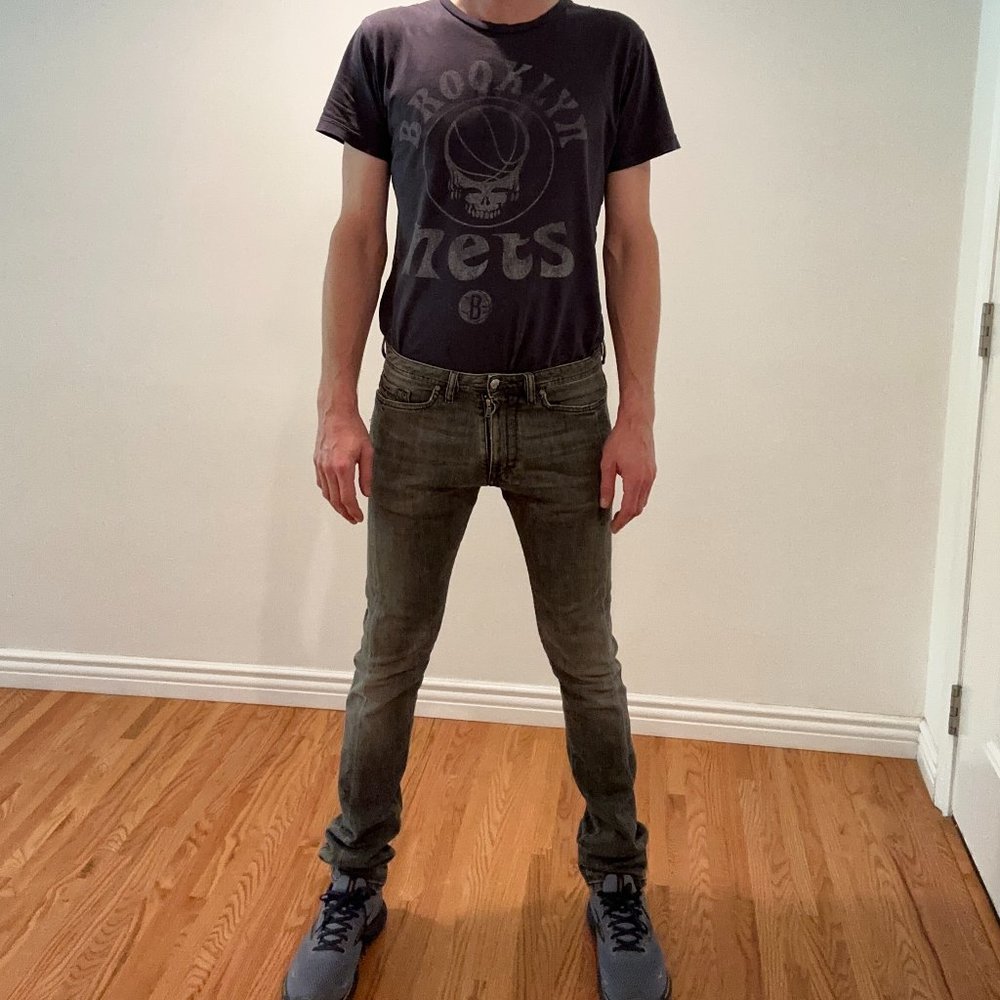 Diesel Men's Gray Jeans (THICAR 008JL_Stretch), W29 L32